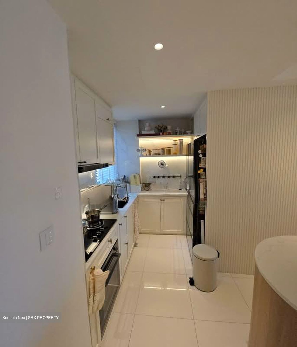 Sea Horizon (D18), Condominium #565228031